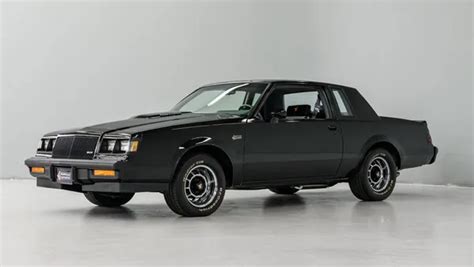 All about the Grand National .